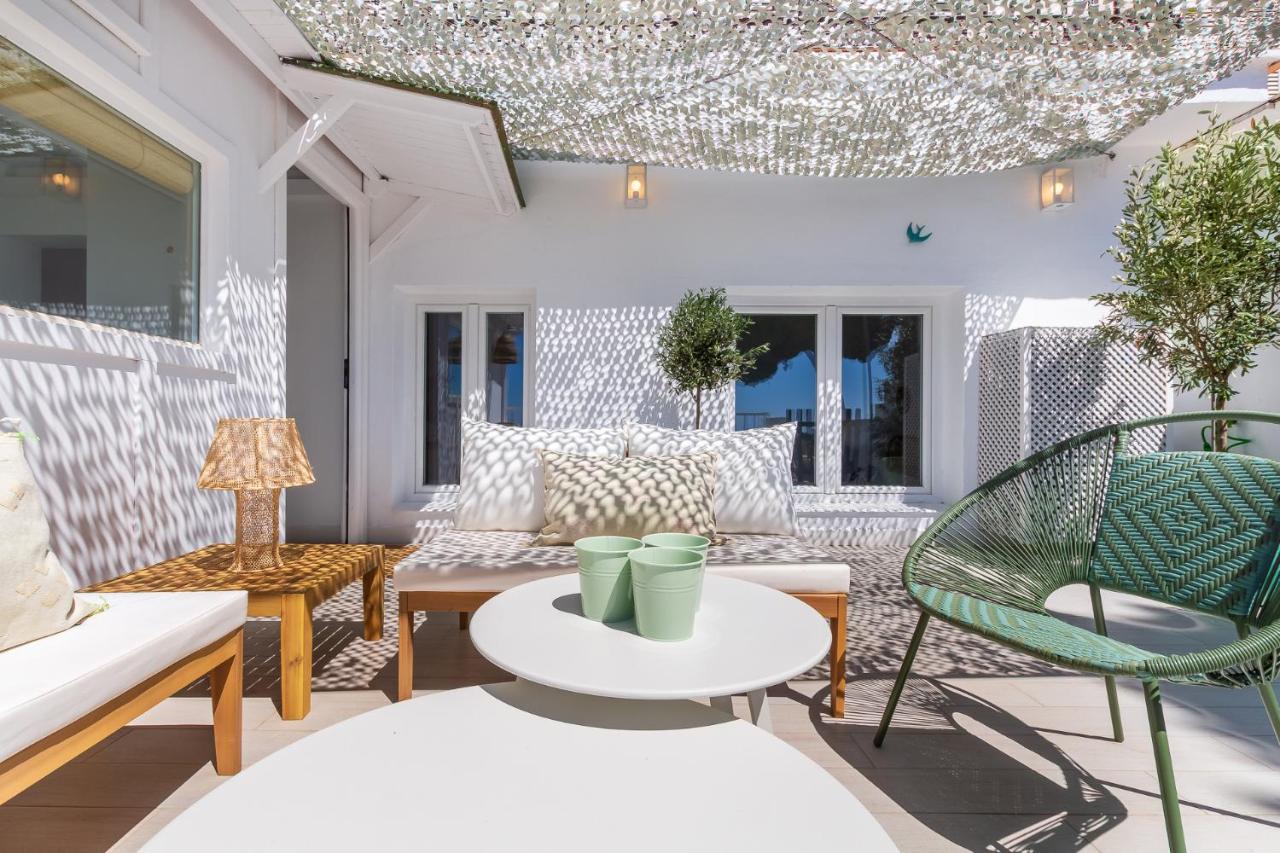 Casa De La Playa. Beach House With Magnificent Sea Малага Екстериор снимка